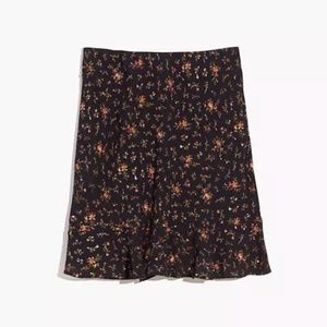 NWT size 00 Madewell  FLOUNCE-HEM MINI SLIP SKIRT IN FRESH SPRIGS